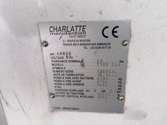 Trator de reboque Charlatte T135