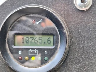 Trator de reboque Charlatte T135