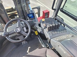 Empilhador de contrapeso 4 rodas Kalmar DCG160-12