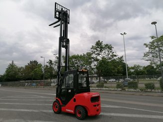 Empilhador de contrapeso 4 rodas Hangcha XF35D - 5