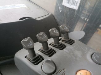 Empilhador retráctil Crown ESR5000-1.6