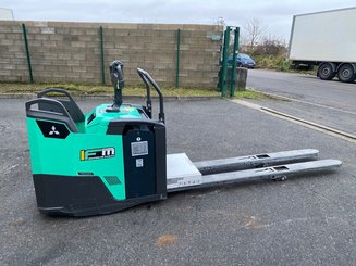 Porta-paletes eléctrico com condutor transportado Mitsubishi PBF25N3R MITSUBISHI