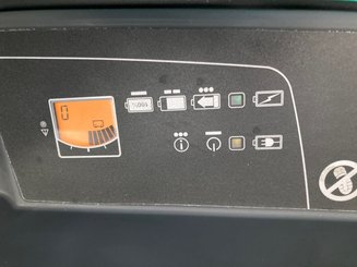 Porta-paletes eléctrico com condutor a pé Mitsubishi PBP16N2 - ACCOMPAGNANT