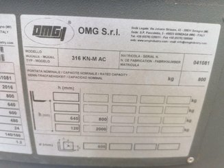 Porta-paletes eléctrico com condutor a pé OMG 316KN-M - 10
