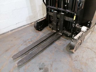 Empilhador retráctil Mitsubishi RB16N2HS