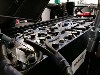 Empilhador retráctil Mitsubishi RB16N2HS