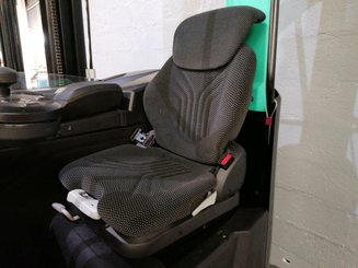 Empilhador retráctil Mitsubishi RB16N2HS