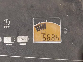 Porta-paletes eléctrico com condutor a pé Mitsubishi PBP16N2 - ACCOMPAGNANT