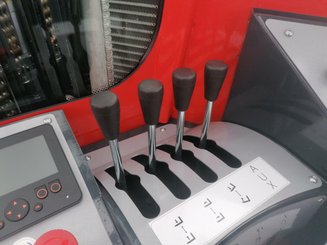 Empilhador retráctil de 4 direcções AMLIFT C40-12/55