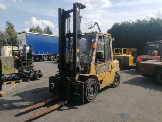 Empilhador de contrapeso 4 rodas Caterpillar GPL40 - 1