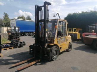 Empilhador de contrapeso 4 rodas Caterpillar GPL40 - 1