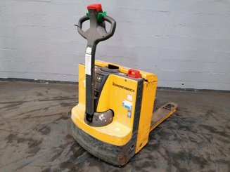 Porta-paletes eléctrico com condutor a pé Jungheinrich EJE116 - 4