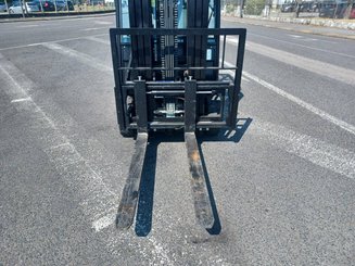 Empilhador de contrapeso 3 rodas Hangcha A3W18