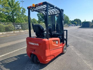 Empilhador de contrapeso 3 rodas Hangcha A3W18