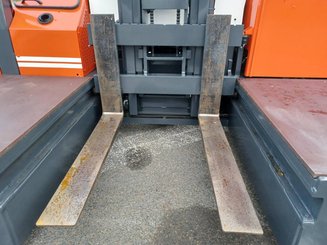Empilhador retráctil de 4 direcções AMLIFT C50-14 40 SL