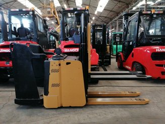 Stacker Hyster P2.0SD - 6