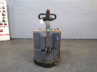 Porta-paletes eléctrico com condutor a pé OMG 330K
