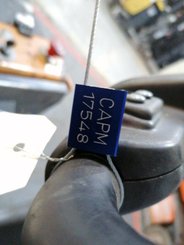 Porta-paletes eléctrico com condutor a pé OMG 330K