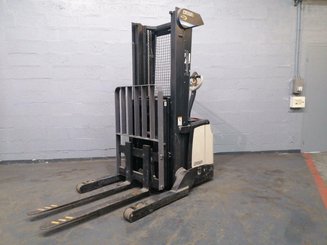Levantador com braços circundantes Crown SHR5520-1.1
