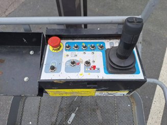 Plataforma de braço articulado Hangcha GTHZ120