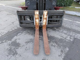 Empilhador de contrapeso 4 rodas Hangcha XF70D