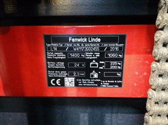 Stacker com condutor a pé Fenwick L14 - 9