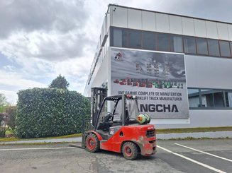 Empilhador de contrapeso 4 rodas Hangcha XF35G