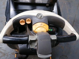Levantador com plataforma dobrável Crown DT3040