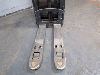 Levantador com plataforma dobrável Crown DT3040