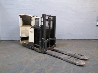 Levantador com plataforma dobrável Crown DT3040