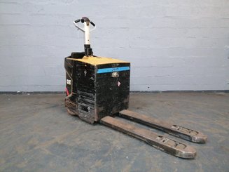 Porta-paletes eléctrico com condutor transportado Caterpillar NPV20N2 - 1