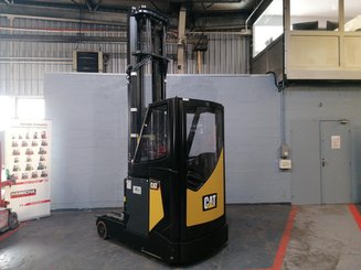 Empilhador retráctil Caterpillar NR20N2H