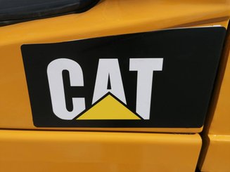 Empilhador de contrapeso 4 rodas Caterpillar GP40N