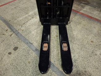 Levantador com plataforma dobrável Hangcha CDD16-AZ3S