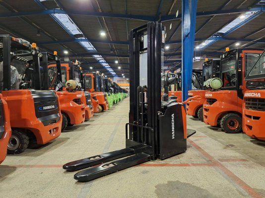 Levantador com plataforma dobrável Hangcha CDD16-AZ3S - 1