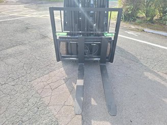 Empilhador de contrapeso 4 rodas Hangcha XC30i