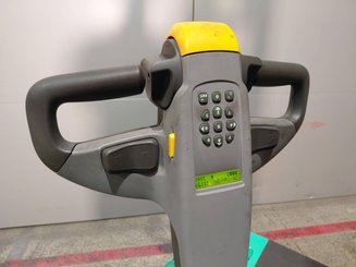 Levantador com plataforma dobrável Mitsubishi SBV12P