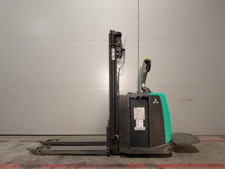 Levantador com plataforma dobrável Mitsubishi SBV12P - 3