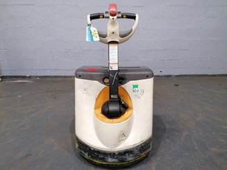 Porta-paletes eléctrico com condutor a pé Crown WP3020 - 3