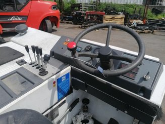 Veículo varredor Dulevo DUB120 ELITE GAZ