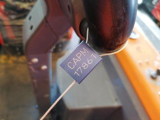 Porta-paletes eléctrico com condutor a pé OMG 330K - 9