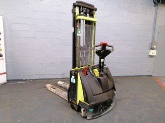 Stacker com condutor a pé Pramac PMLX14/45 - 1