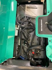 Porta-paletes eléctrico com condutor transportado Mitsubishi PBF20N3R Fourches 2400mm