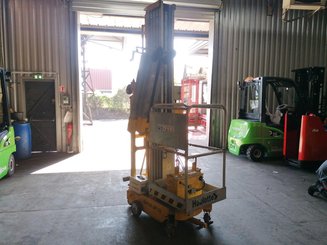 Plataforma com mastro vertical Haulotte QUICK UP 13