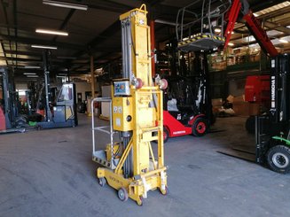 Plataforma com mastro vertical Haulotte QUICK UP 13