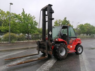 Carreta elevadora todo terreno Manitou MC60 - 1