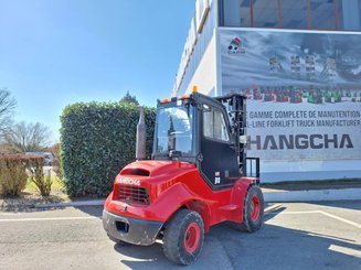 Carreta elevadora todo terreno Hangcha TT30-2