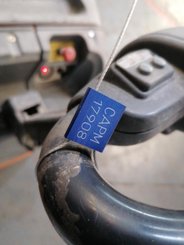 Porta-paletes eléctrico com condutor a pé OMG 316KN - 9
