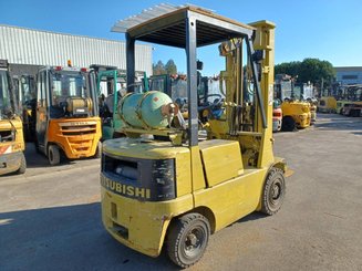 Carreta elevadora a gás Mitsubishi FG15 - 1