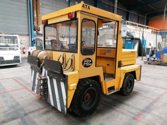 Trator de reboque ATA 5500 LPG